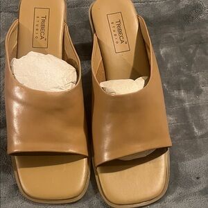 Tribeca Studio Women's Tan Mules